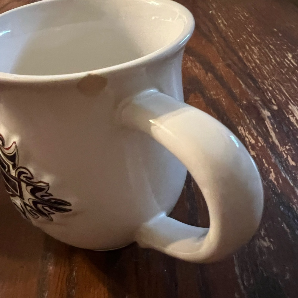 Harley-Davidson White Mugs with Black Logo - Picture 4 of 7